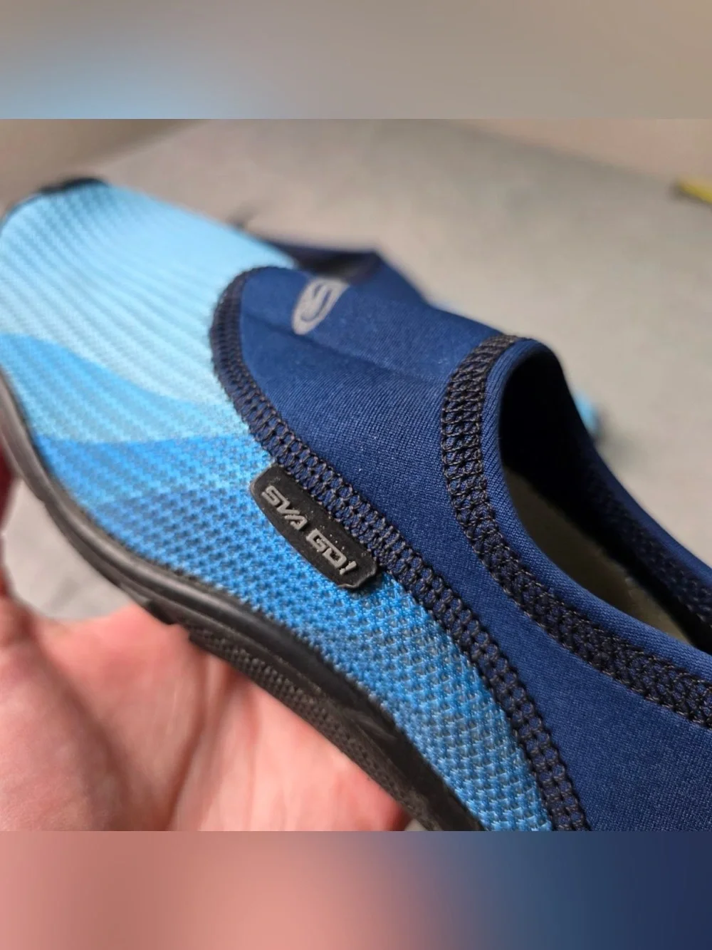 SURF GO Water Shoes Blue Mesh Neoprene Aqua Socks Beach Pool Surfing Unisex 9.5